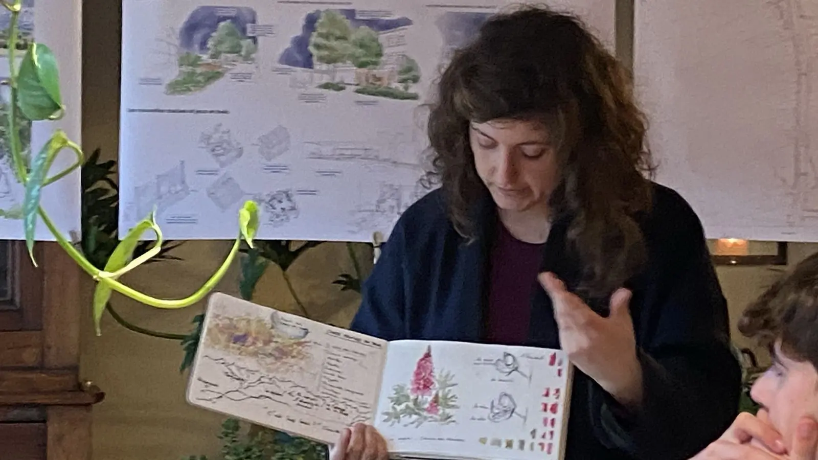 Présentation d'un carnet d'exploration réalisé en voyage dans les Alpes